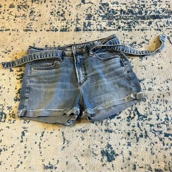 Silver Sure Thing Shorts size 28 high waist medium wash tie belt rolled cuff 3in - Picture 9 of 9